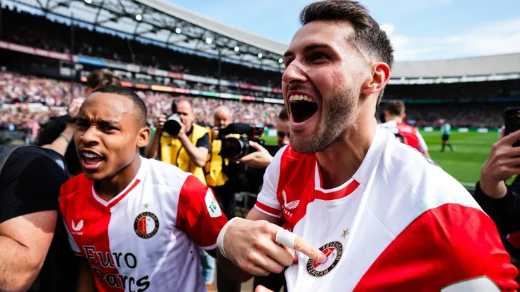 Santiago Giménez jugará en la Eredivisie.