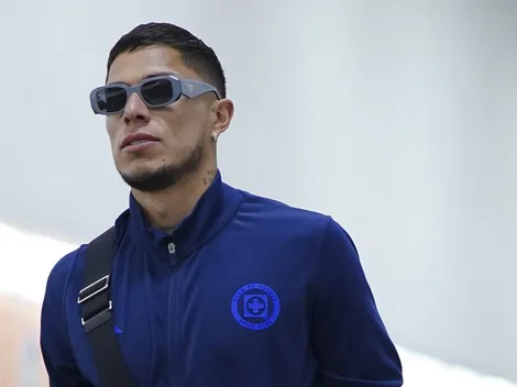 El nuevo apodo con el que bautizaron a Carlos Salcedo en Cruz Azul