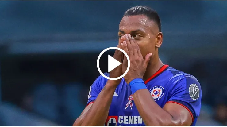 Willer Ditta casi cierra el Cuahtémoc con un golazo.