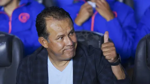 Juan Reynoso reapareció para elogiar al Cruz Azul de Martín Anselmi