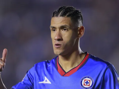 Adrián Esparza Oteo sobre Uriel Antuna: "Tiene que ser egoísta"