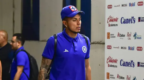 Carlos Salcedo está empezando a tener minutos en este tramo del torneo.