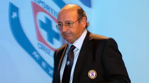 El entrenador peruano fue considerado como un innovador gracias a un sistema de juego atractivo que encandiló a la prensa y afición. Sergio Markarian, Director tecnico del equipo Cruz Azul (Foto: Osvaldo Aguilar/ JAM MEDIA)