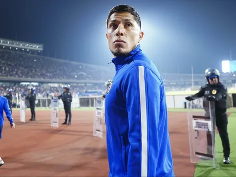 ¿Salcedo está solo en el vestidor de Cruz Azul?