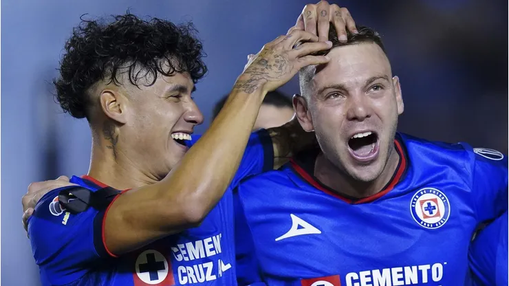 Martín Anselmi les dio una nueva tarea a Antuna y Rotondi.