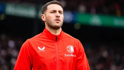 Santiago Giménez jugará la jornada doble con el Feyenoord.