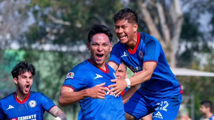 Luis Iturbide, canterano de Cruz Azul.