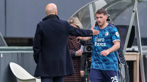 El entrenador neerlandés se hará cargo del conjunto inglés a partir de la próxima temporada.