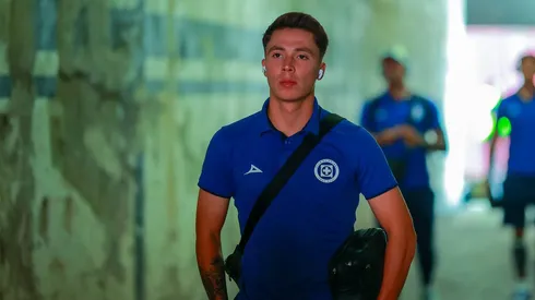 Lo que alejaría a Rodrigo Huescas de continuar en Cruz Azul