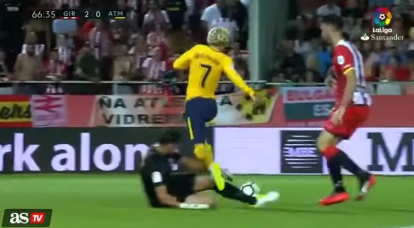 Griezamnn fingió penal y fue expulsado. (Foto: AS)