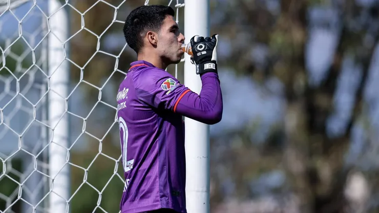 Luis Jiménez podría causar baja de Cruz Azul.