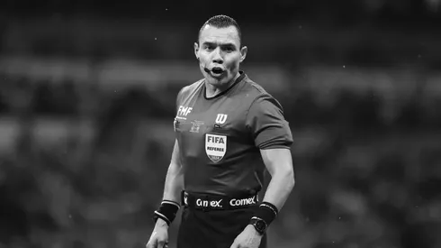 El juez principal marcó un penal más que dudoso y que decantó la final al lado del Club América.