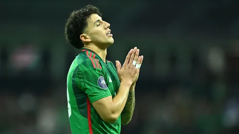 ¿Se tambalea la llegada de Jorge Sánchez a Cruz Azul?