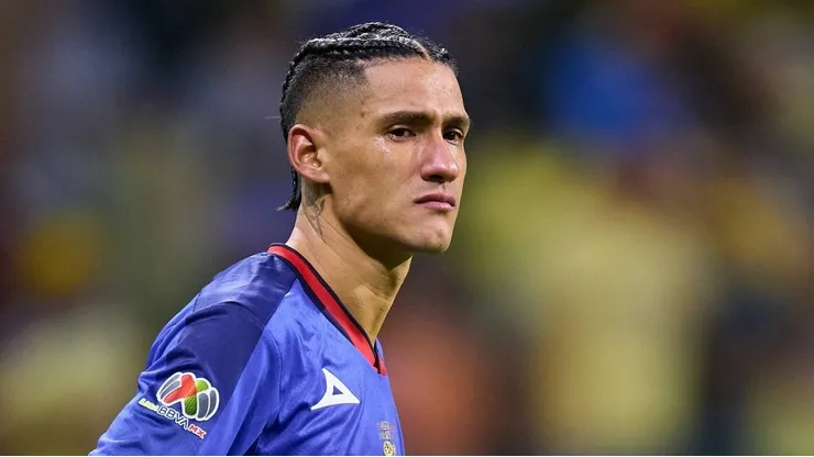 El elocuente gesto de Uriel Antuna tras la derrota.
