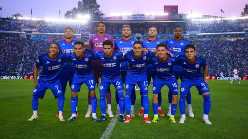 Los once de Cruz Azul contra América.