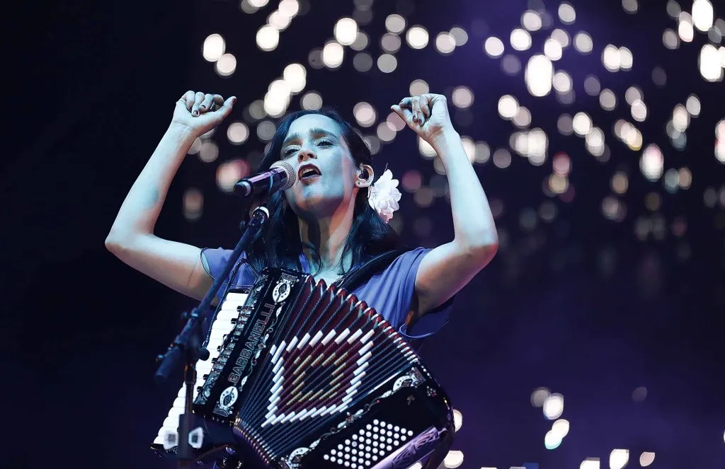 ¿Por qué Julieta Venegas no estuvo presente en el Estadio Azul? (Imago)