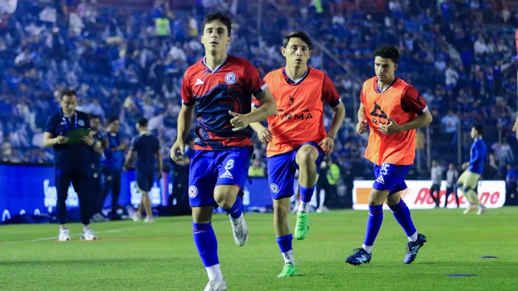 Cruz Azul ya está realizando el calentamiento