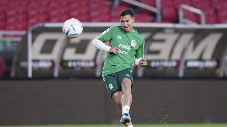 El mercado de fichajes se mueve para Cruz Azul.