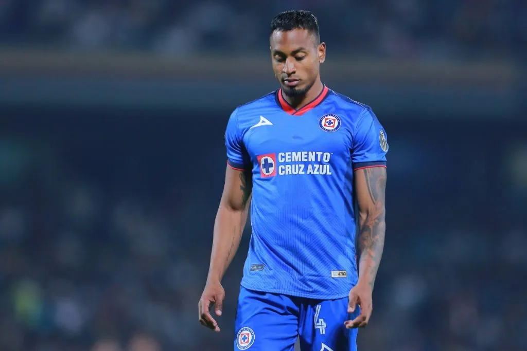 Willer Ditta, baluarte defensivo de Cruz Azul.