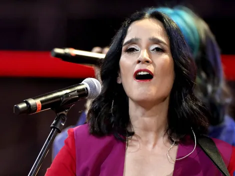 Pedido desesperado de la afición a Julieta Venegas