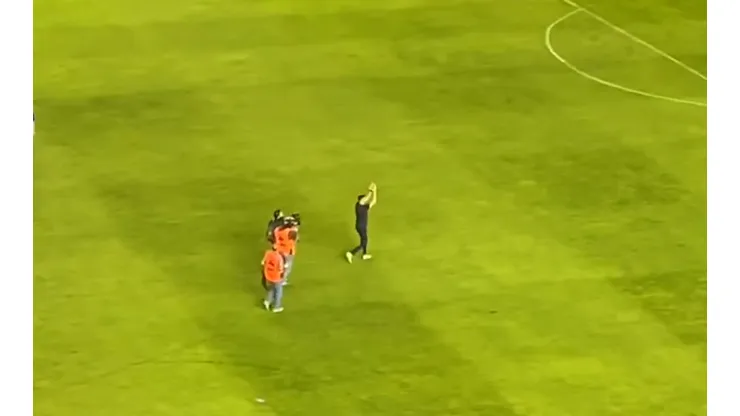 Martín Anselmi continúa ganándose a la afición de Cruz Azul con sus actos y resultados