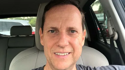 El reconocido relator y periodista siempre fue un fanático confeso de La Máquina. Se revivió su épica narración en el pase a la final del 2018.