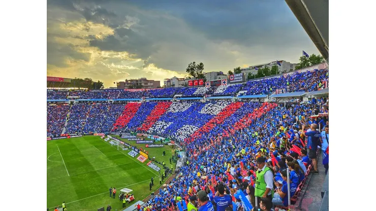 Así se vio el nuevo mosaico de Cruz Azul frente a Monterrey