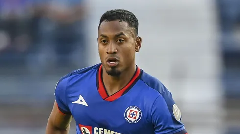 Willer Ditta causa baja en Cruz Azul vs. Rayados.