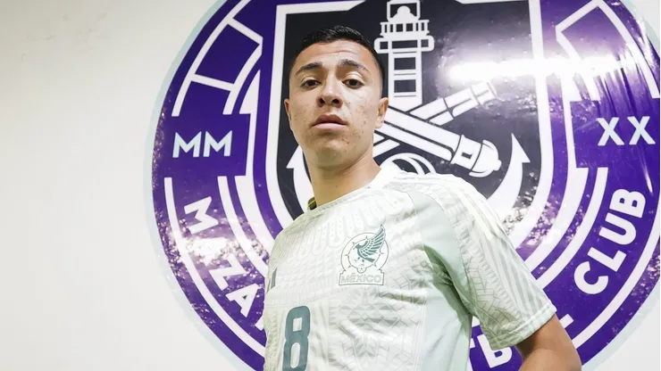 El mediocampista mexicano gusta a Iván Alonso y a Martín Anselmi. Sería el primer refuerzo de La Máquina de cara al Apertura 2024.