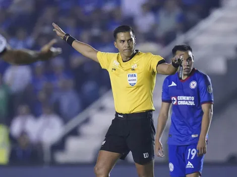 Polémica: el árbitro que perjudicó a Cruz Azul estará en semis