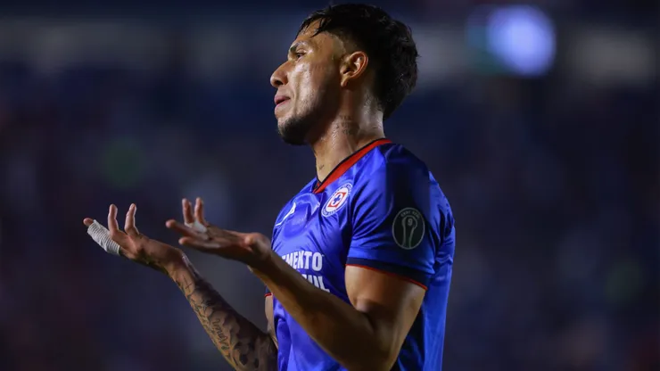 Cruz Azul tuvo que cambiar su horario.