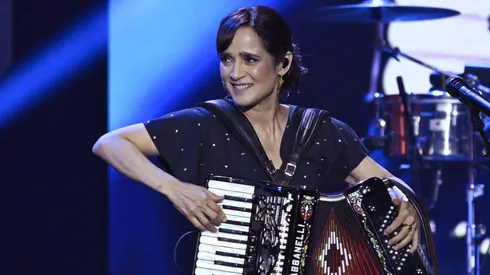 La afición de los cementeros tomó este tema de la cantante mexicana y ahora no lo paran de cantar en el estadio.