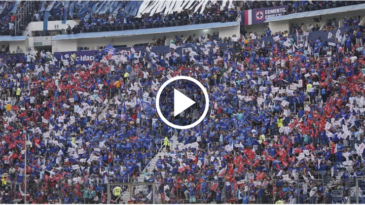 La afición de Cruz Azul estuvo a la altura ante Pumas.