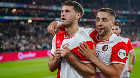 Santiago Giménez jugaría sus últimos partidos con el Feyenoord.
