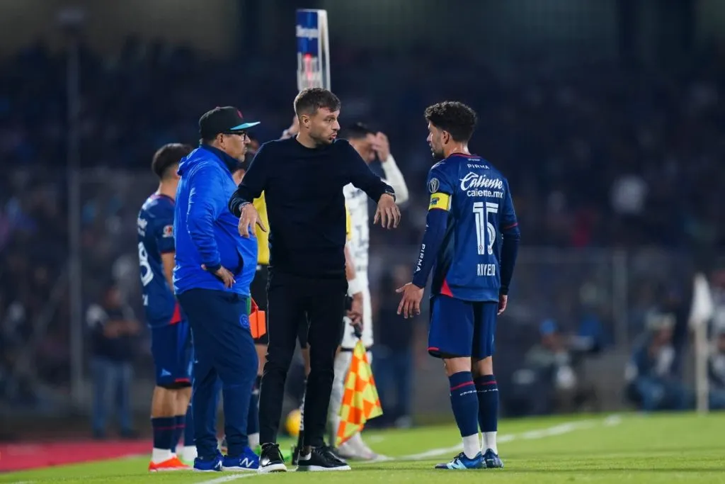 Martín Anselmi obligado a mover sus piezas para suplir la baja de Gonzalo Piovi. (Foto: Imago7)