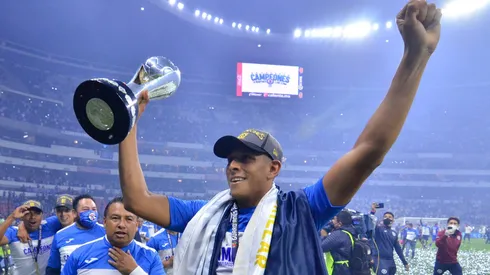 Luis Romo tendría deseo de volver a Cruz Azul.