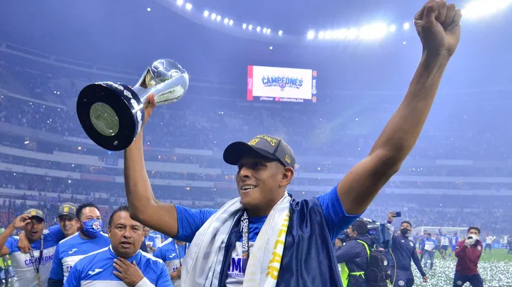 Luis Romo tendría deseo de volver a Cruz Azul.