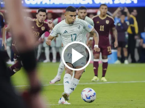 Afición explota contra Orbelín Pineda