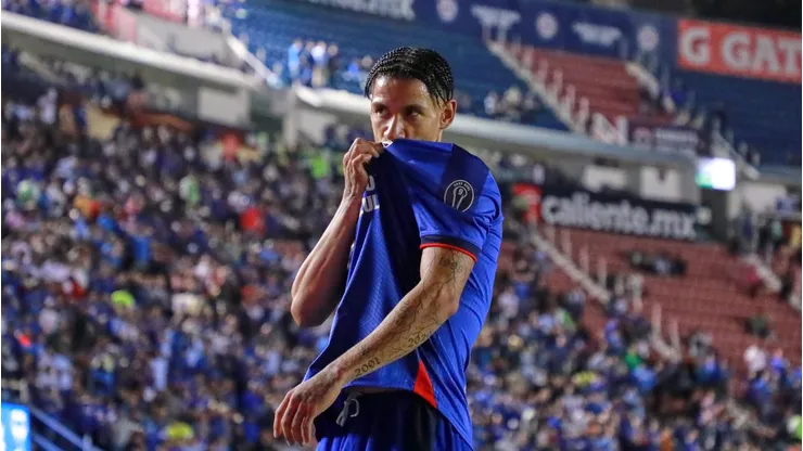 ¿Peligra la estadía de Uriel Antuna en Cruz Azul?
