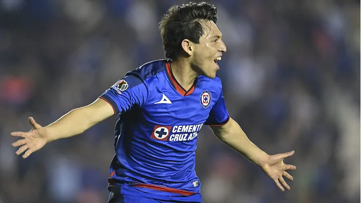Alexis Gutiérrez firmó gol contra Chivas.