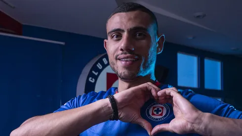 El delantero griego está llamado a ser el principal referente ofensivo de los cementeros para la próxima temporada.