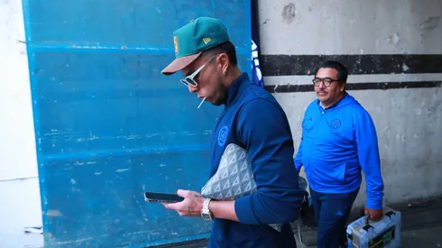 El particular error de Carlos Salcedo en el entrenamiento de Cruz Azul