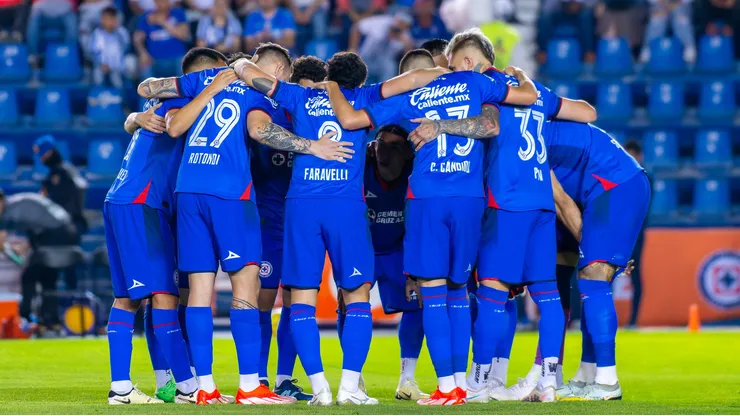 Nombres suenan y dejan de sonar en el mercado de Cruz Azul.
