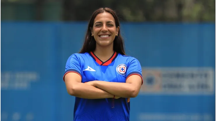 Julissa Dávila fue confirmada como el primer refuerzo.
