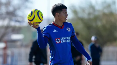 Cruz Azul le renovó el contrato a Javier Suárez por pedido de Iván Alonso