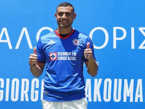 La afición "bautizó" a Giakoumakis