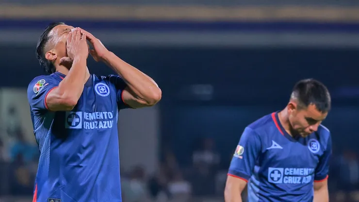 Cinco futbolistas de Cruz Azul sufrieron una baja en su valor de mercado.