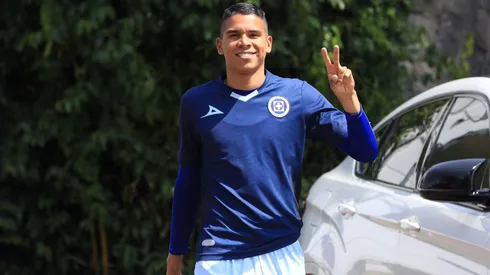 Kevin Mier presumió su regreso a Cruz Azul.