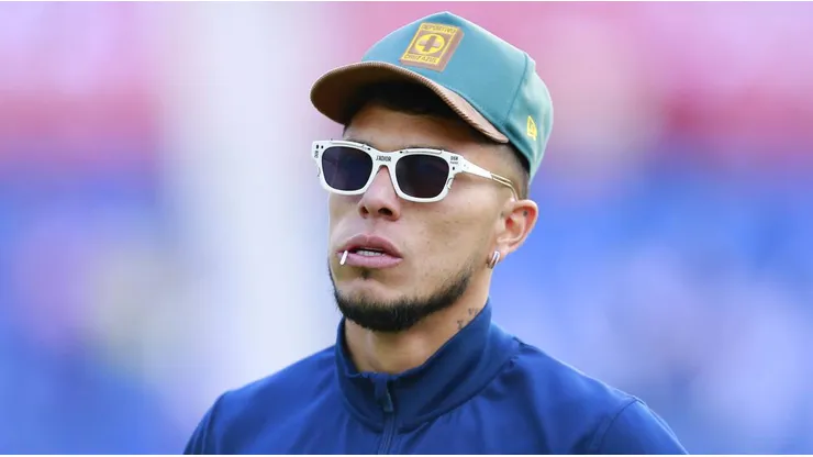 Carlos Salcedo tomó una decisión ante el interés del Inter