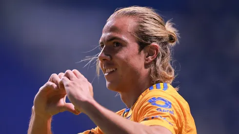 El mediocampista mexicano es uno de los elementos que suenan para llegar a La Máquina en el Apertura 2024.